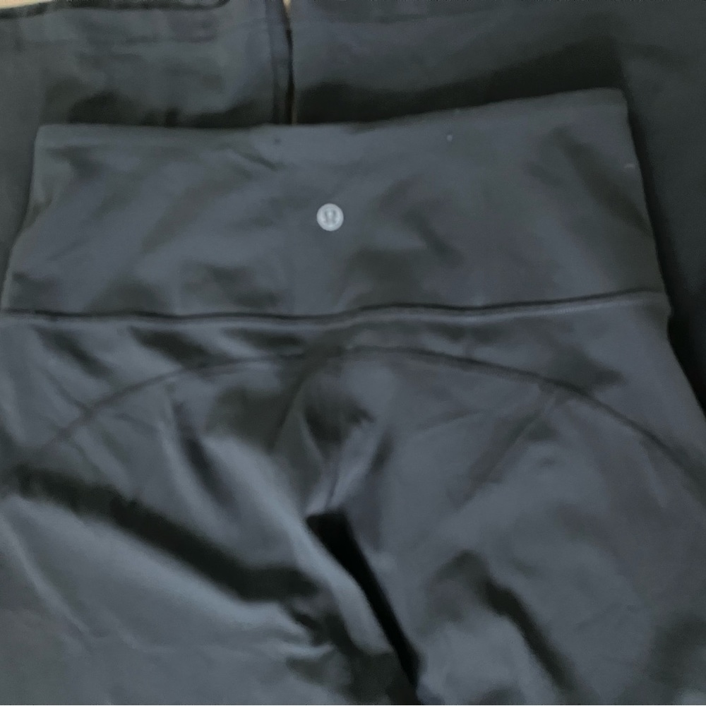 LuLuLemon Leggings Groove High Rise Grey Flared Pant NuNu  Size 8